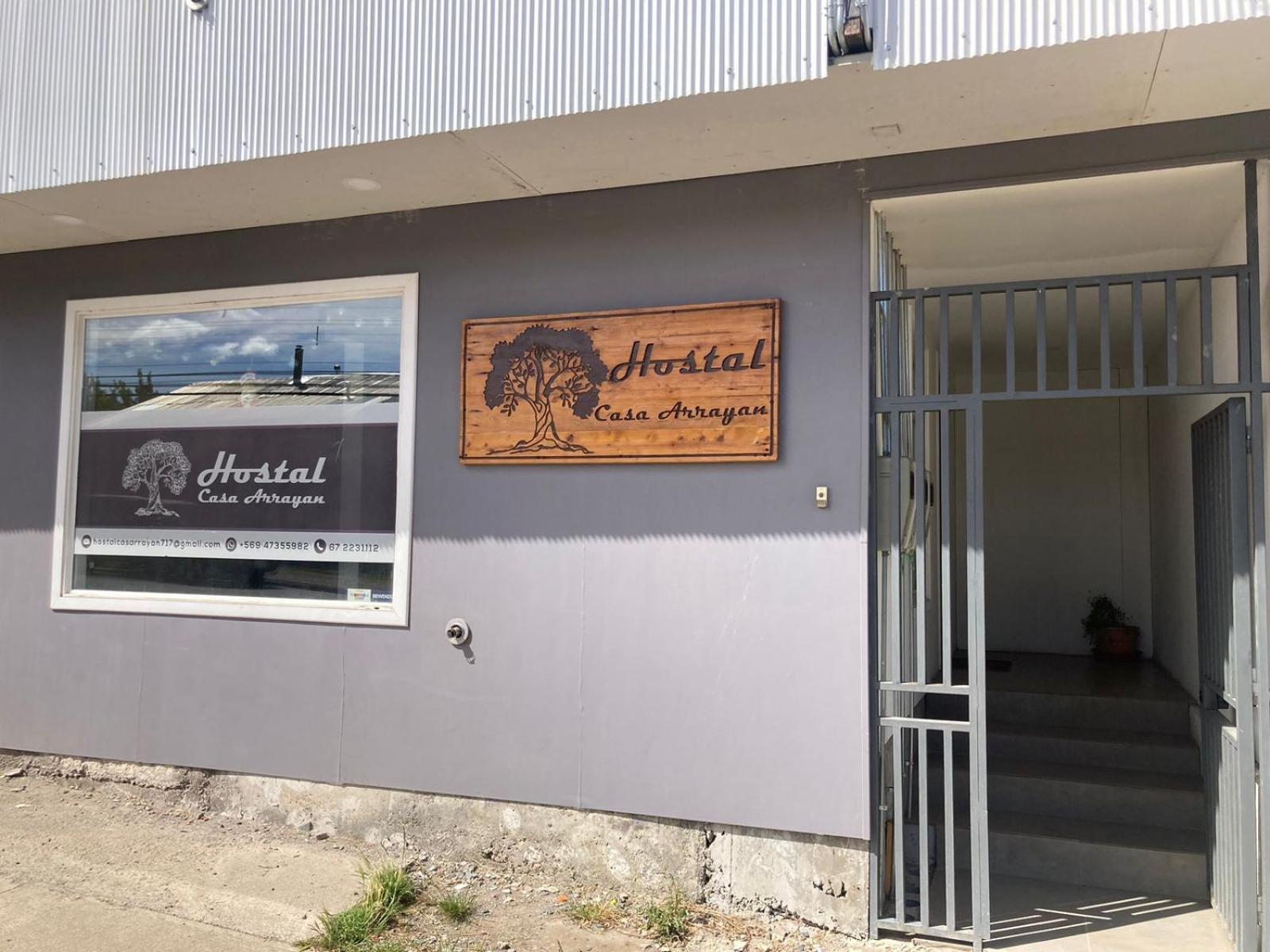 Hostal Casa Arrayán Coyhaique Esterno foto