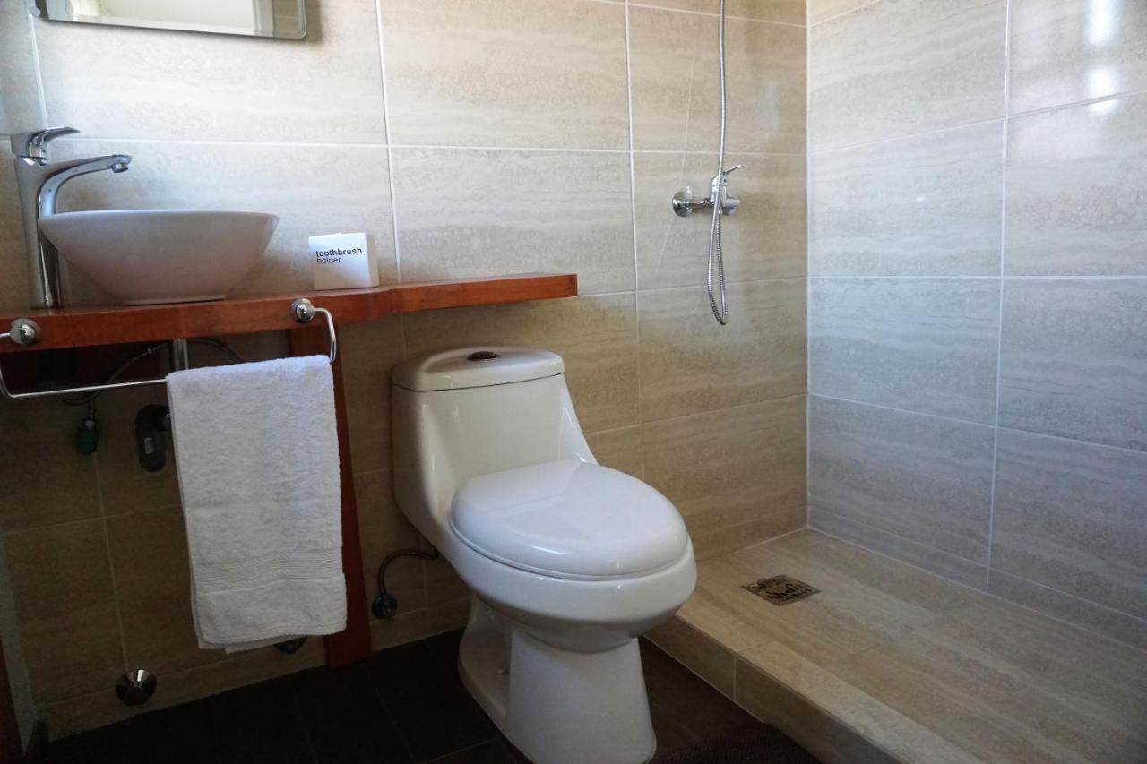 Hostal Casa Arrayán Coyhaique Esterno foto